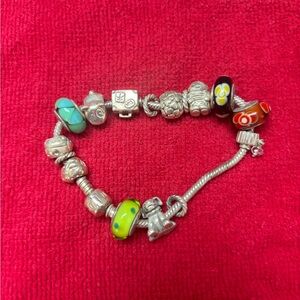 Pandora bracelet w charms